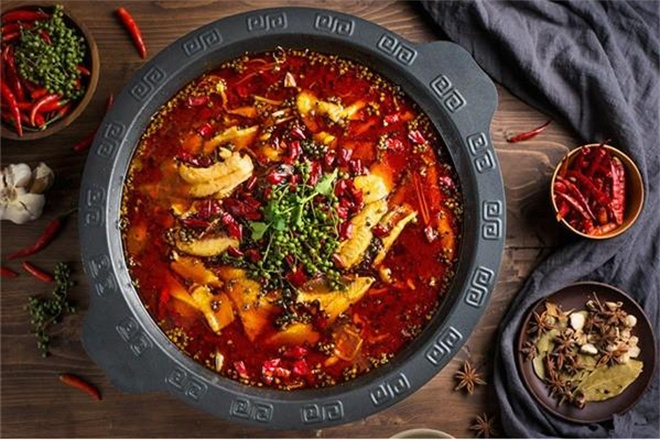 授渔人鲜鱼火锅