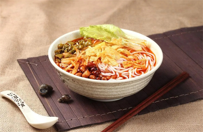 陆小宽螺蛳粉加盟