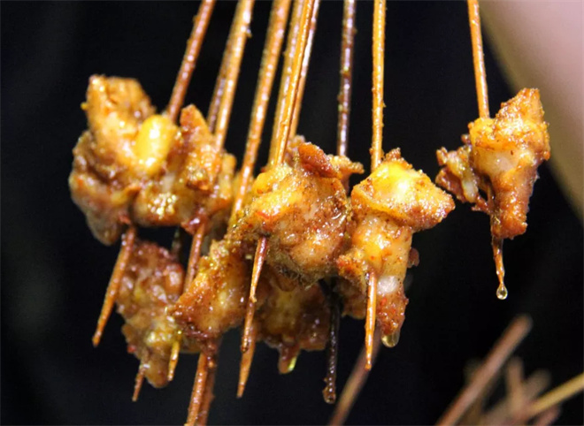 捕卤卤·卤味炸串加盟