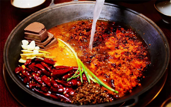 金嘴巴重庆老火锅
