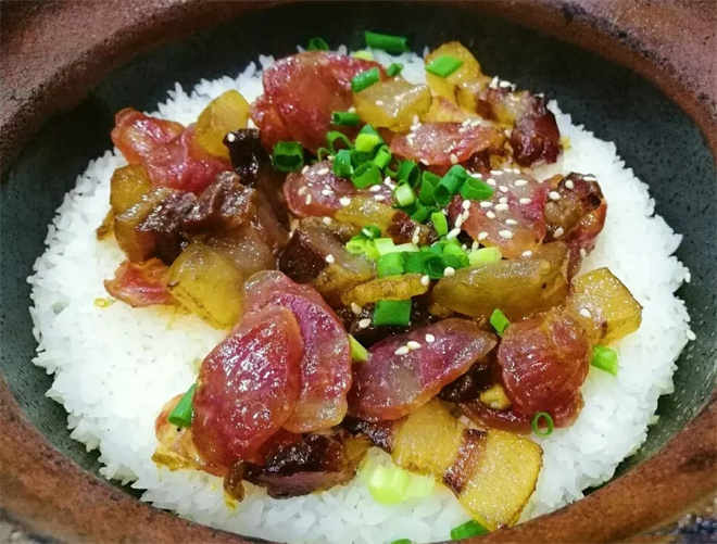 赵财财肠粉煲仔饭