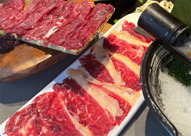 小木船潮汕牛肉火锅加盟