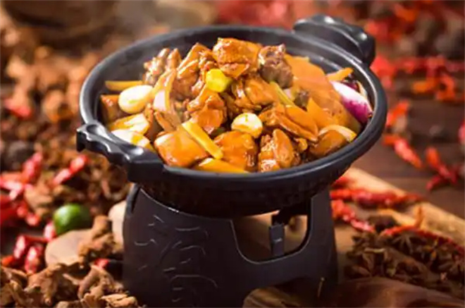 上京成鸡公煲加盟