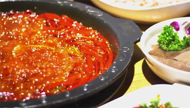 勒是雾都重庆火锅 勒是雾都重庆火锅