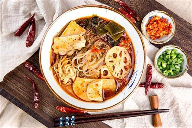 大拇指冒菜加盟