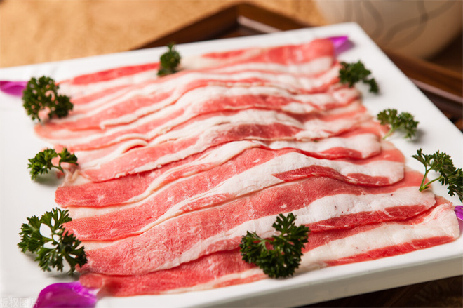 哈儿土火锅加盟