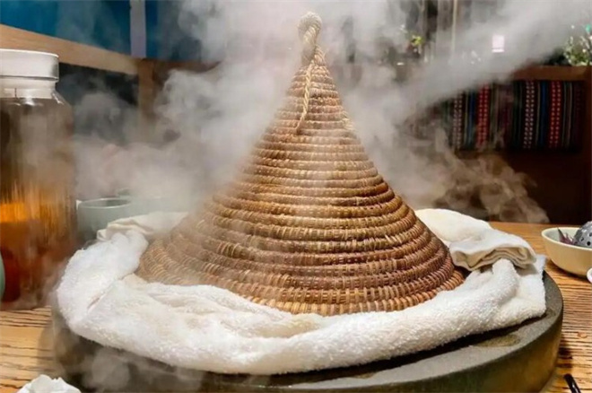 鱼品记蒸汽石锅鱼 鱼品记蒸汽石锅鱼