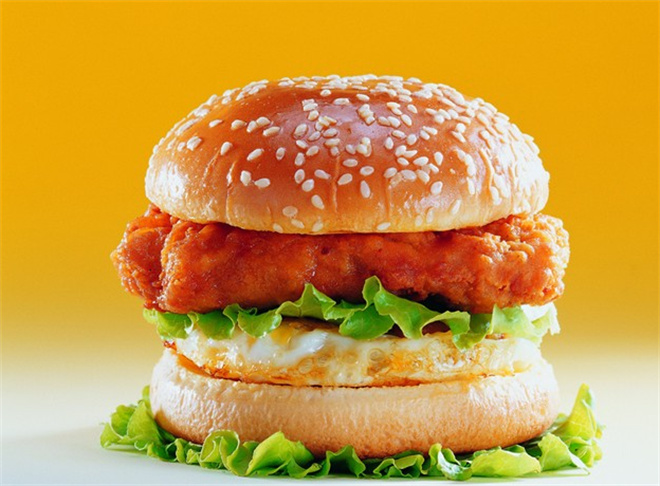 卤小二烧鸡汉堡