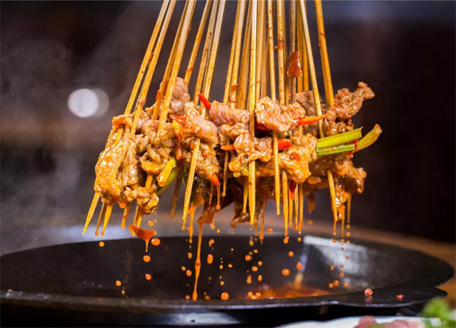 签霸王串串香加盟