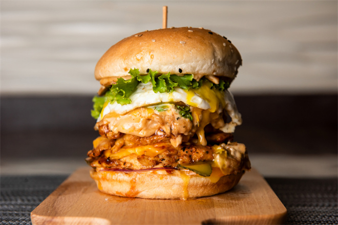 卤小二烧鸡汉堡加盟