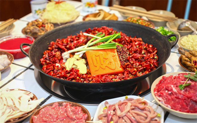 渝乾老火锅加盟