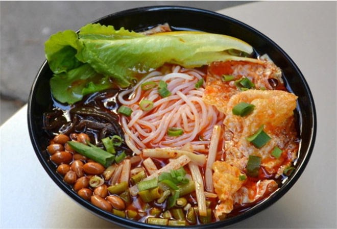 田小花螺蛳粉加盟