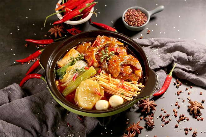 一品麻辣官麻辣烫 一品麻辣官麻辣烫