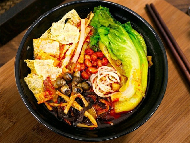 田小花螺蛳粉加盟