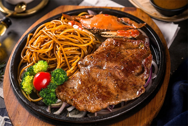 菲常牛牛排馆加盟