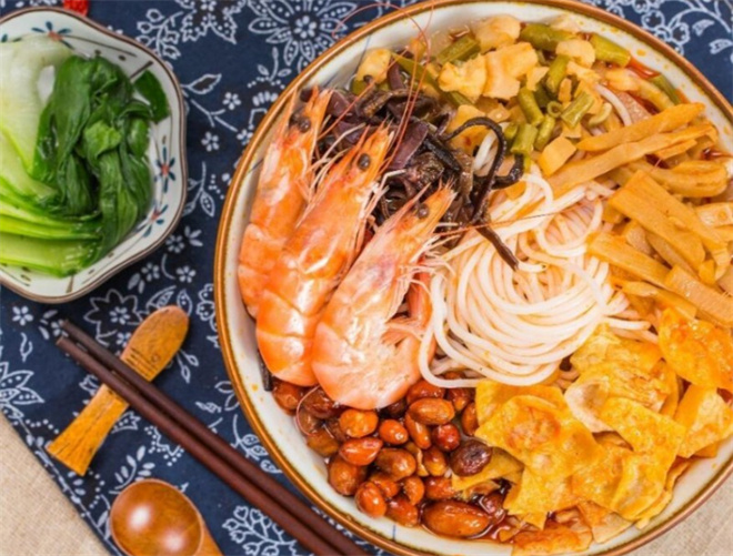 八桂唐记柳州螺蛳粉加盟