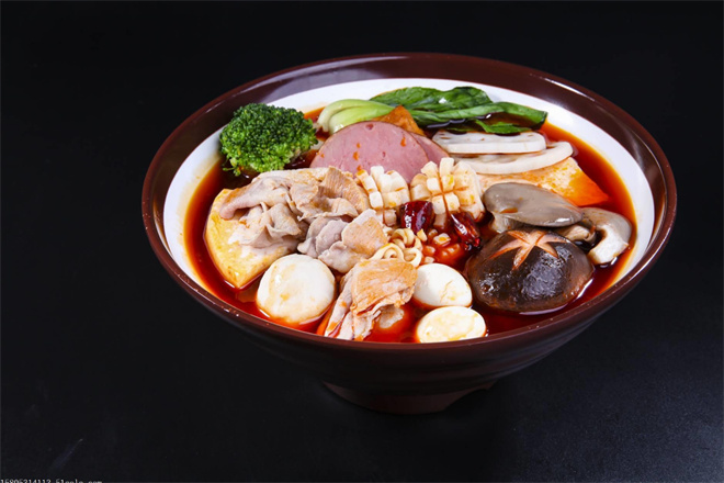 李海龙麻辣烫加盟