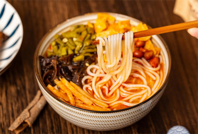 柳州仔螺蛳粉加盟