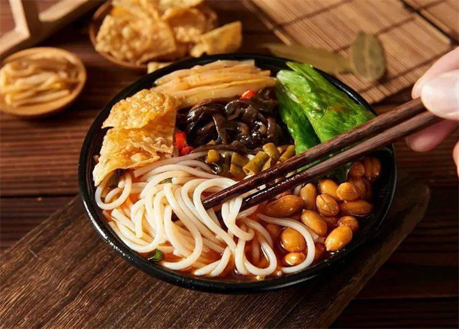 柳螺飘香螺蛳粉加盟