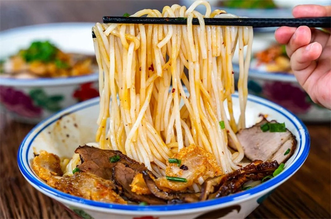 小钢碗老桂林米粉加盟