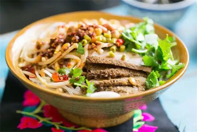 小钢碗老桂林米粉加盟