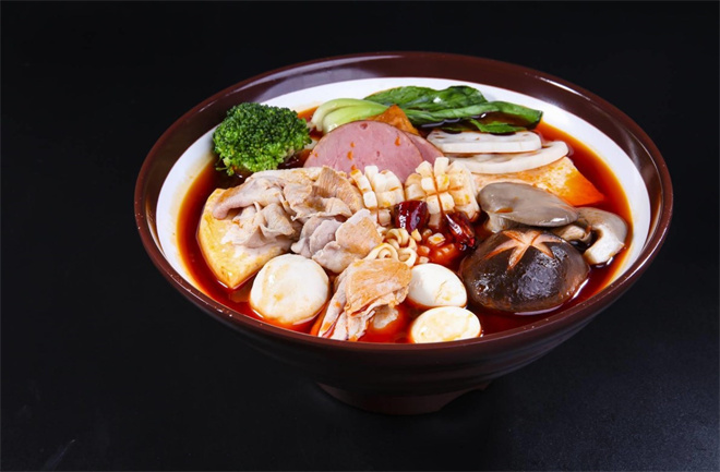 十里香麻辣烫加盟