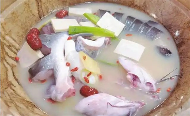 蒸汽食代石锅鱼加盟