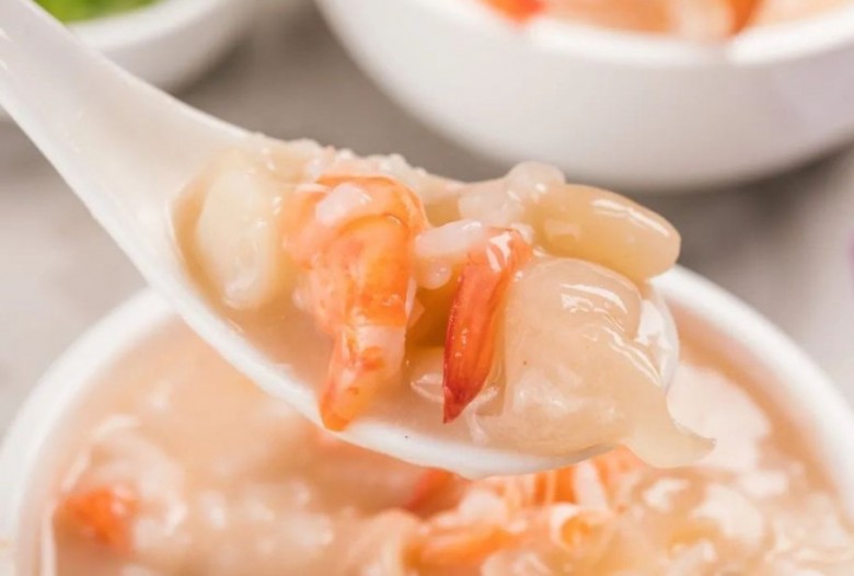 周小江现熬鲜粥