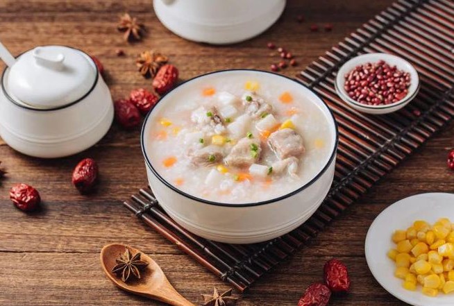 周小江现熬鲜粥