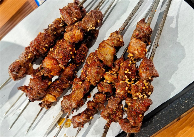 龚海宝168烧烤加盟