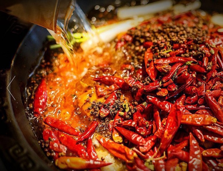 重庆大龙湾老火锅加盟