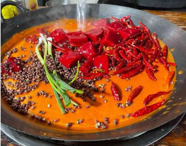 重庆龙洲湾老火锅加盟