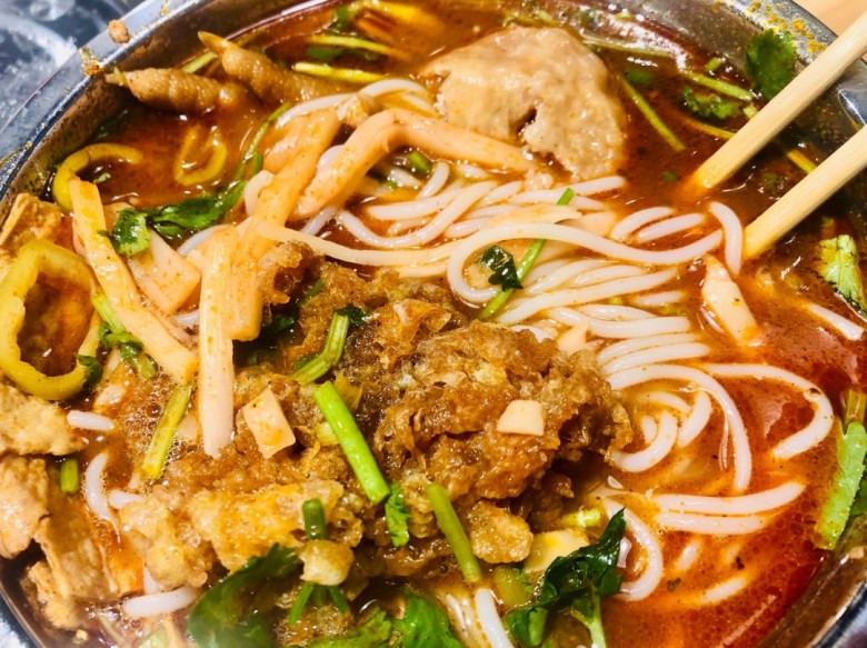 二两螺蛳粉加盟