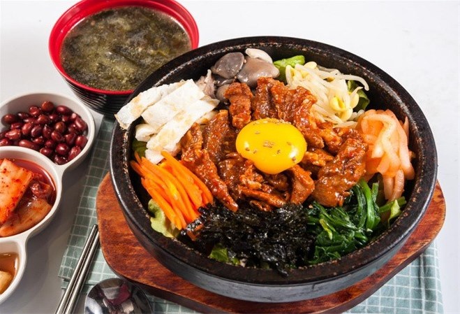 西塔喜稻石锅拌饭