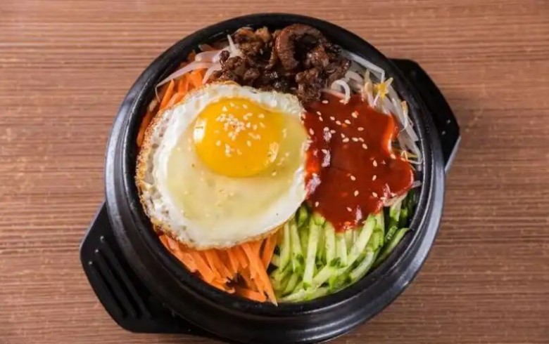 美石记石锅拌饭加盟