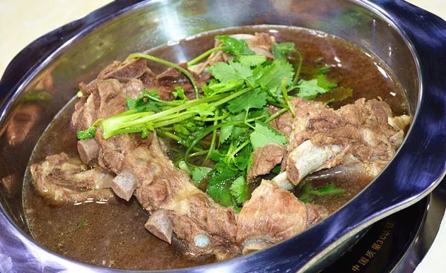 犟福牛排牛骨煲