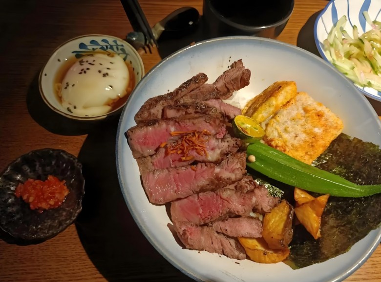 团圆范原切牛排加盟