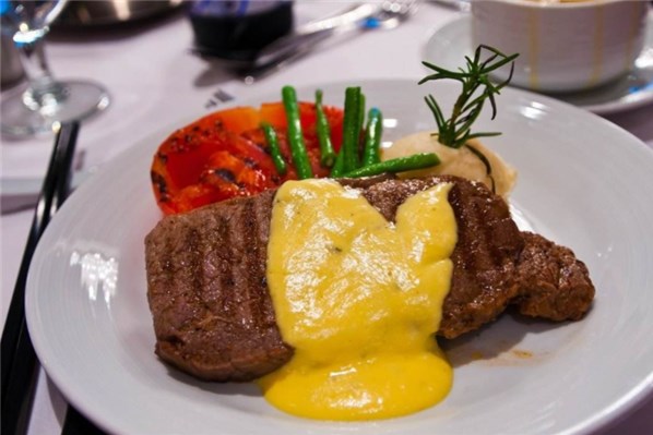 萨诺牛排比萨加盟