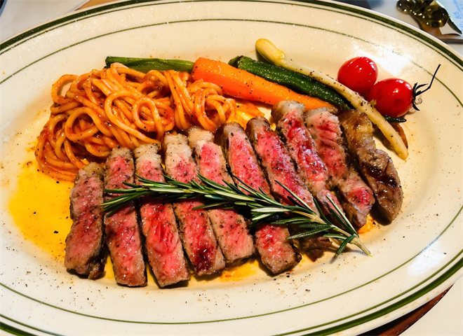 简寻味无国界创意西餐加盟