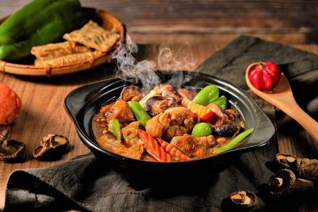 朋乐斋黄焖鸡米饭