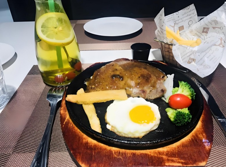 菲滋意式休闲餐厅加盟