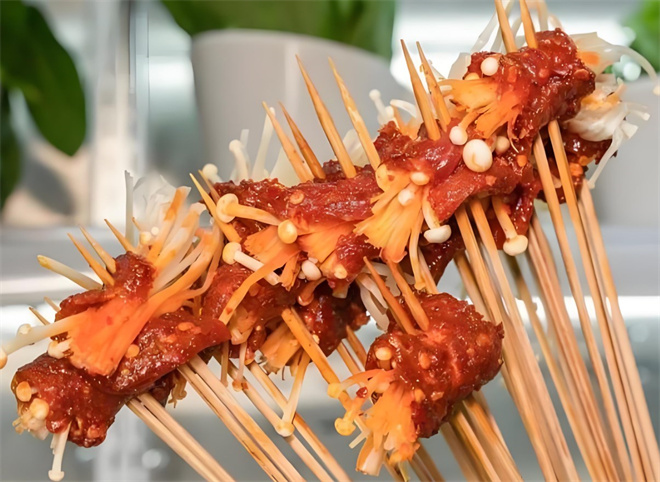 捞格牛肉串串火锅