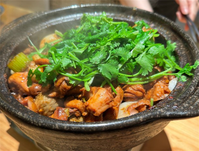 口齿留香鸡公煲