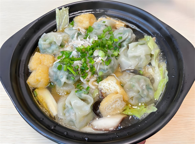 陈老湿的砂锅馄饨