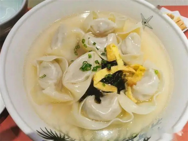 俏碗里新派上海馄饨