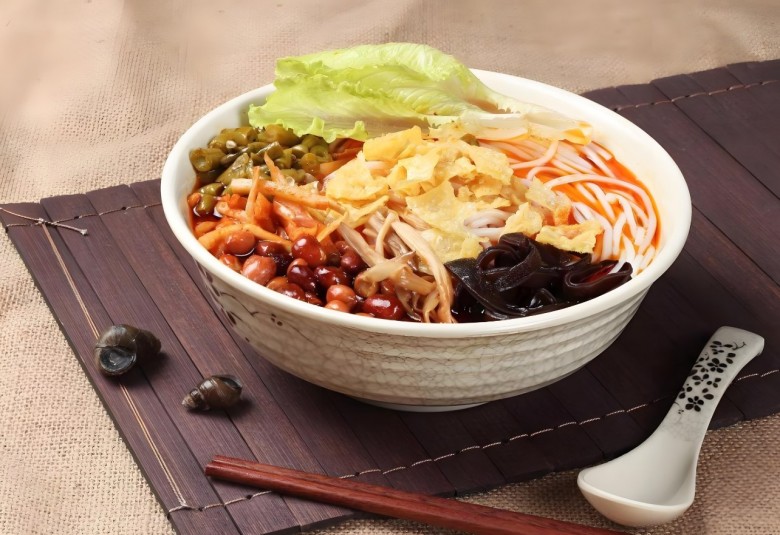 老巷螺蛳粉加盟