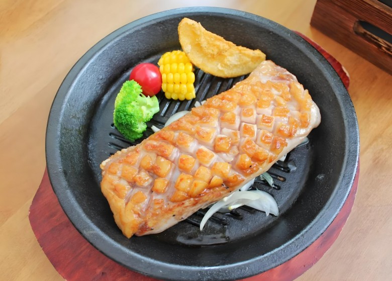 漫步客牛排餐厅加盟