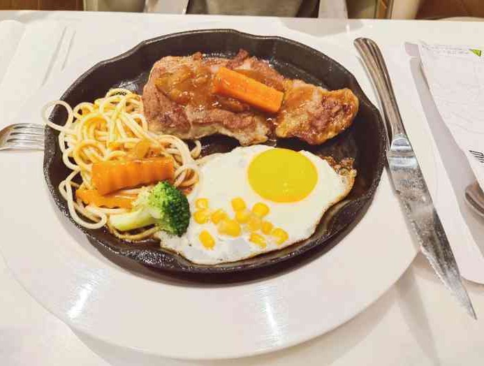 漫步客牛排餐厅