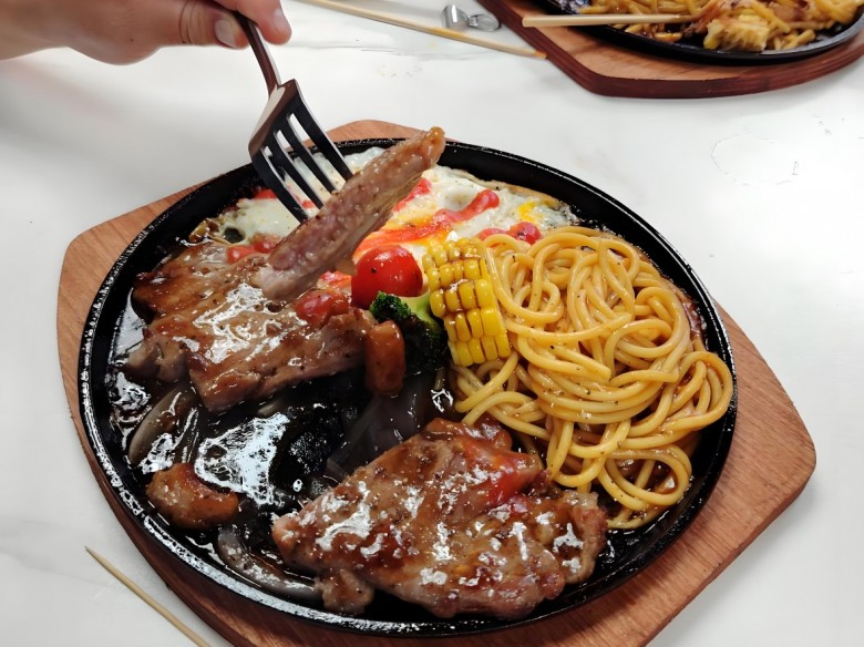 豪食尚牛排加盟