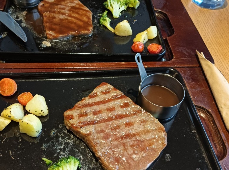 豪旺来牛排加盟